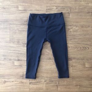 Lululemon Cropped Mesh Side Leggings